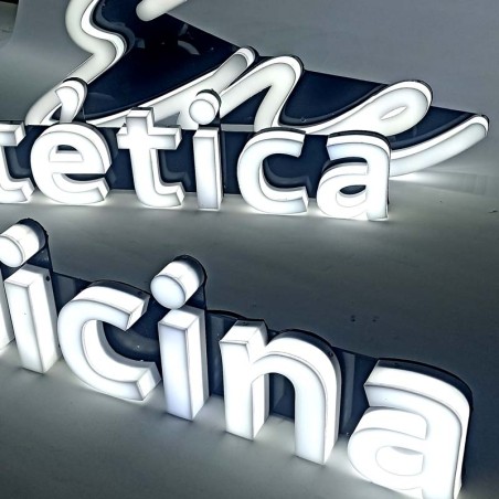 Letra corporea Led luminosa